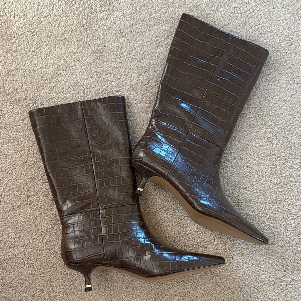 Kenneth Cole Dark Brown Croc-Embossed Heeled Boots
